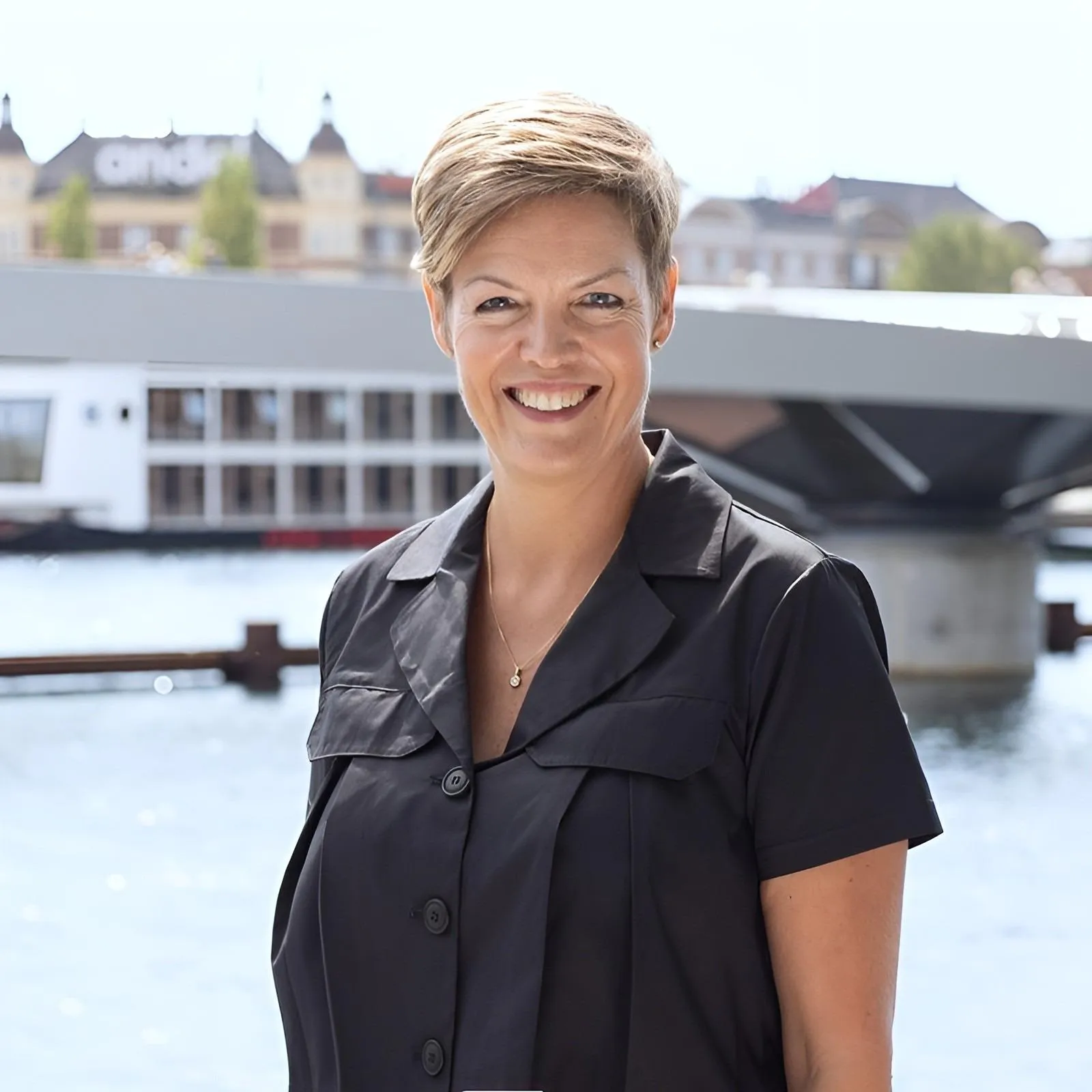 Helle Søholt